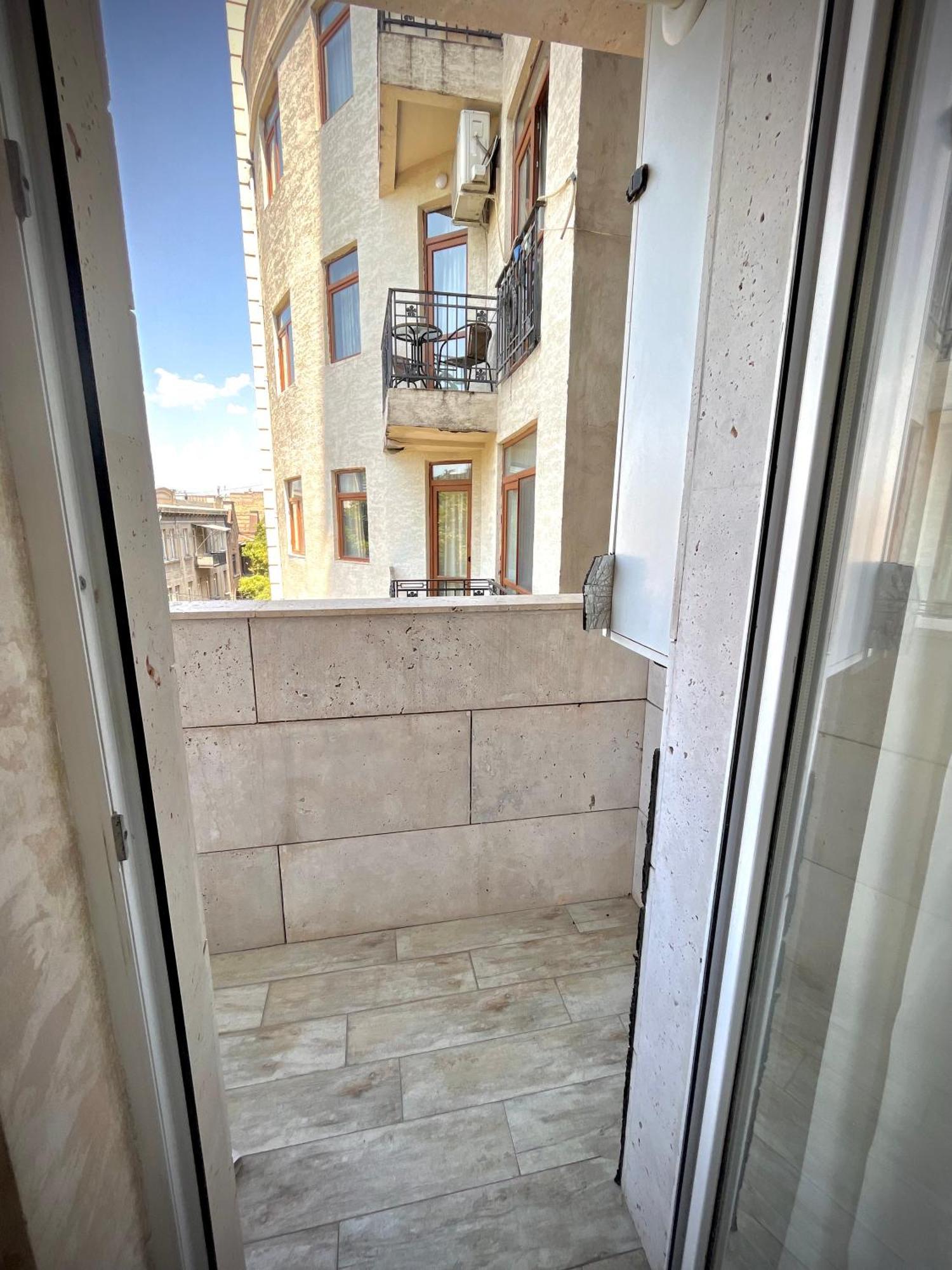 Central Apartment Tbilisi Luaran gambar